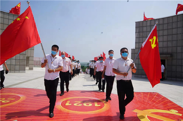 初心不忘颂党恩  红色基因永相传_永信贵宾会217动态_辽宁永信贵宾会217控股集团