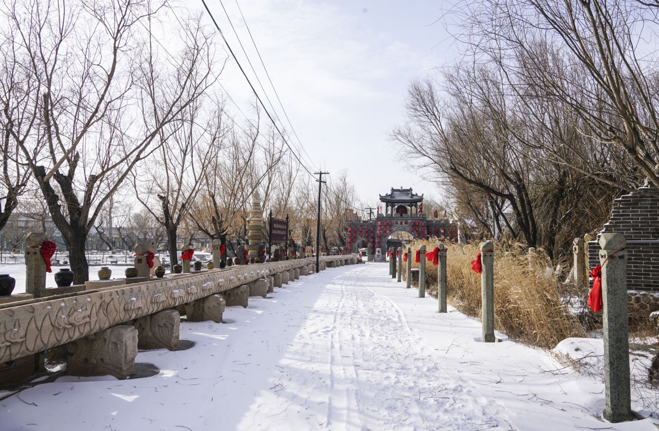 雪后古镇的唯美画卷_永信贵宾会217动态_辽宁永信贵宾会217控股集团