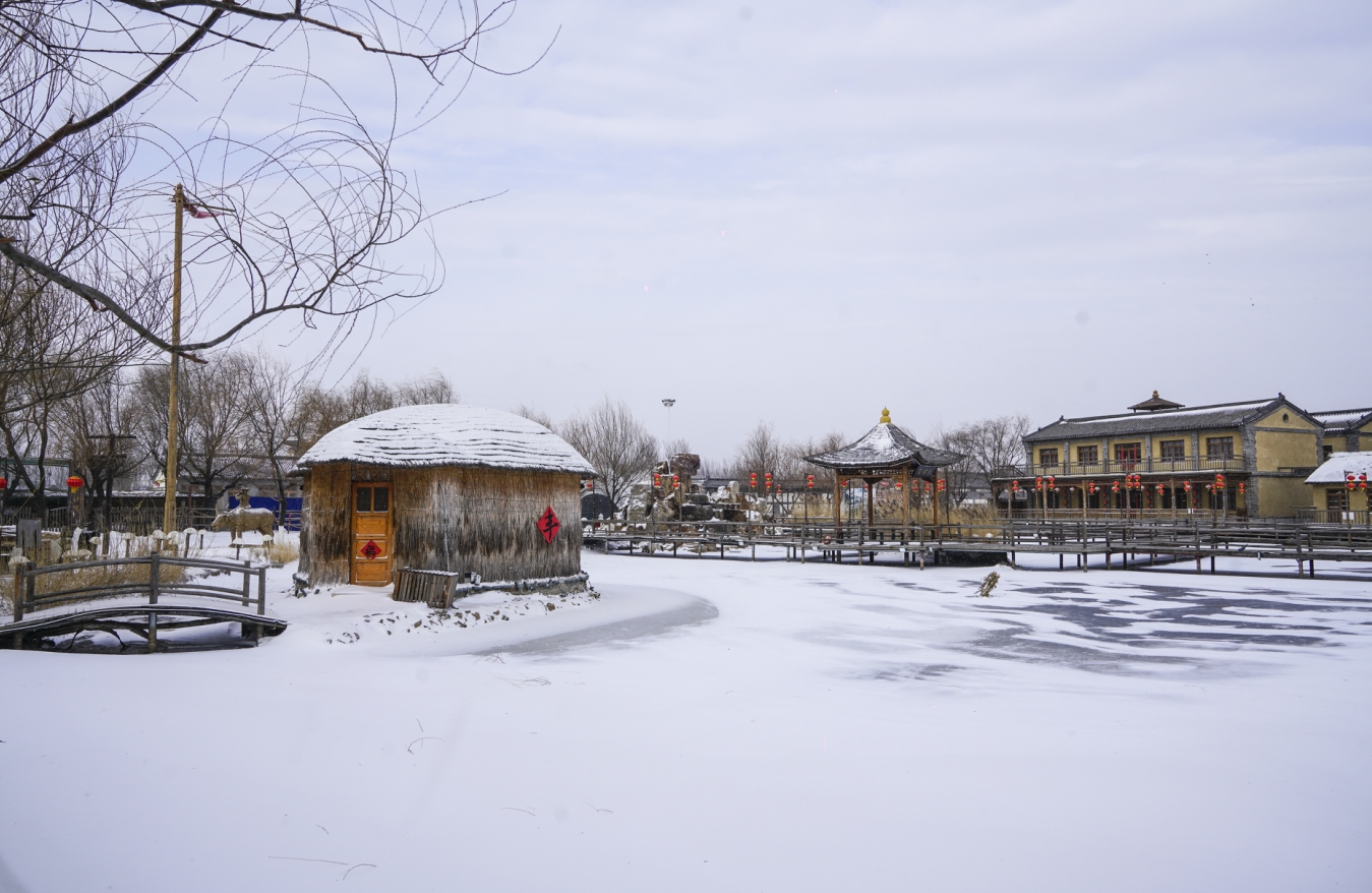 雪后古镇的唯美画卷_永信贵宾会217动态_辽宁永信贵宾会217控股集团